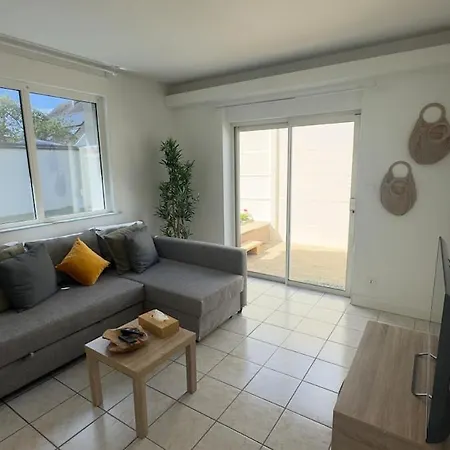 Holiday home Maison Familiale Pres De *
