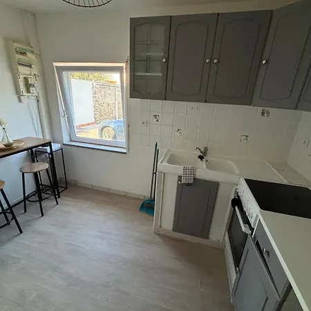 Maison Familiale Pres De Nyaraló
